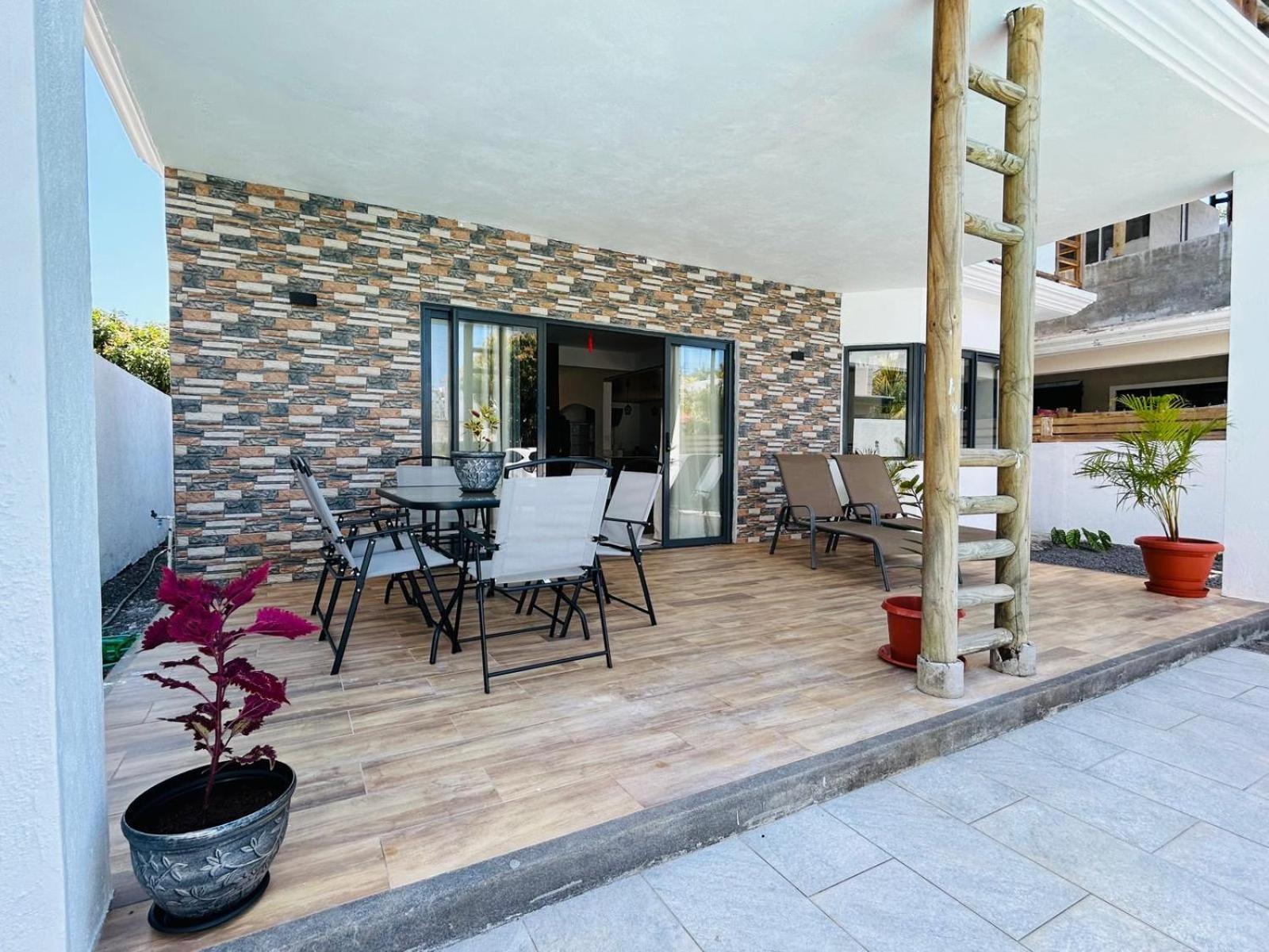 Villa Ellapen Pereybere Beach Exterior photo